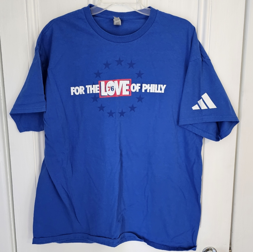 Philadelphia 76ers Men's XL Gildan For The Love of Philly Shirt NBA Blue
